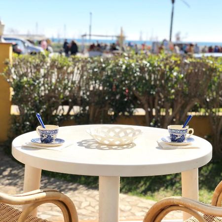 Apartament Amb Jardi A La Platja D'Empuriabrava Buitenkant foto
