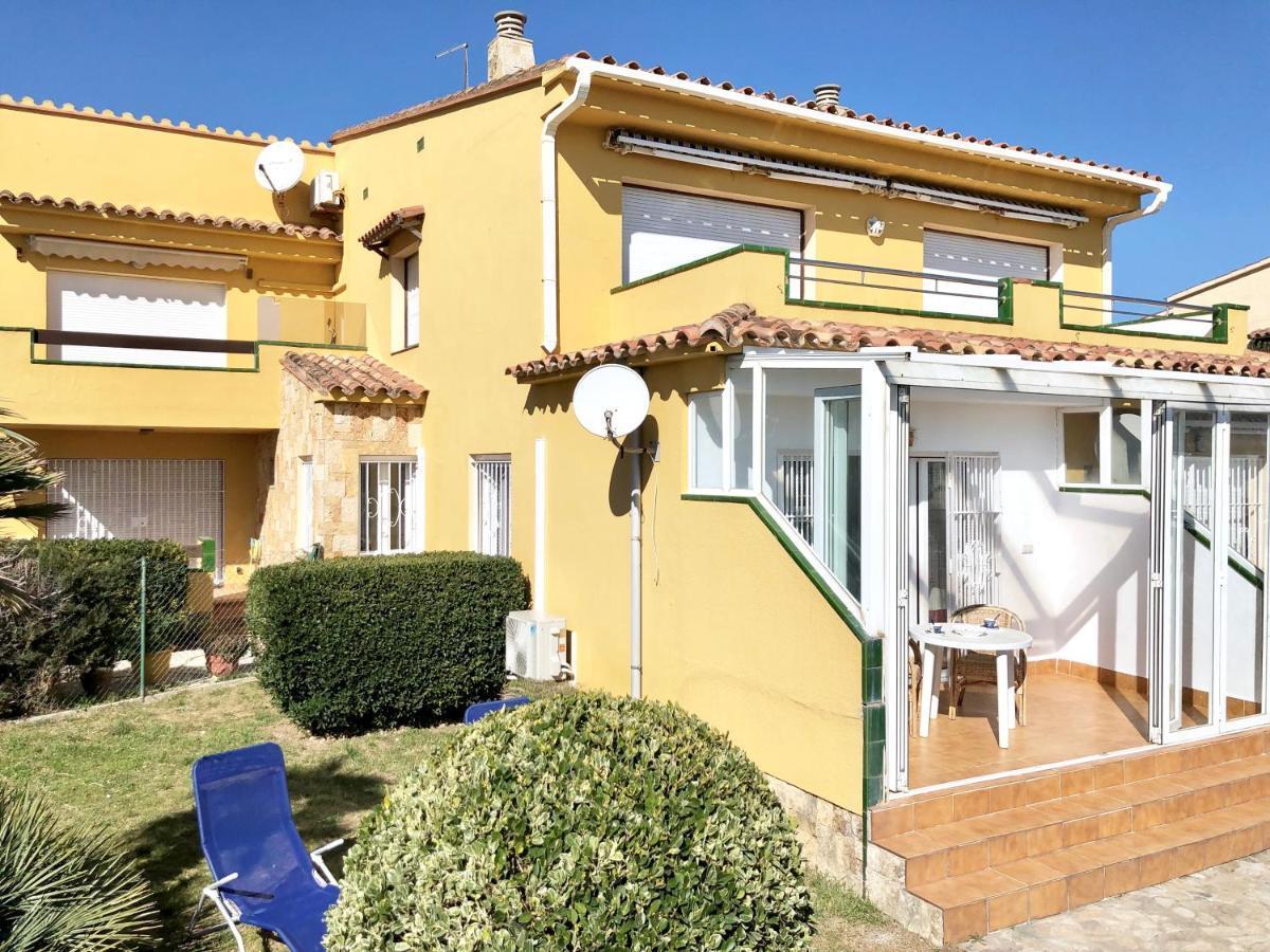 Apartament Amb Jardi A La Platja D'Empuriabrava Buitenkant foto