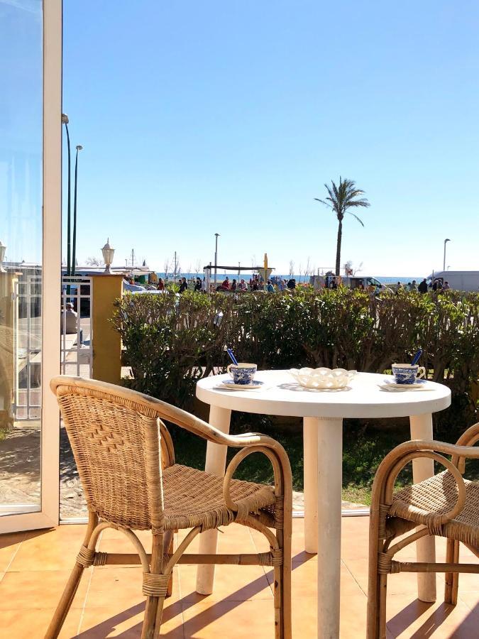 Apartament Amb Jardi A La Platja D'Empuriabrava Buitenkant foto
