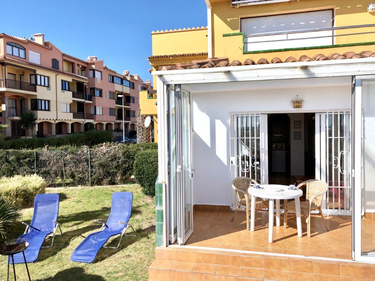 Apartament Amb Jardi A La Platja D'Empuriabrava Buitenkant foto