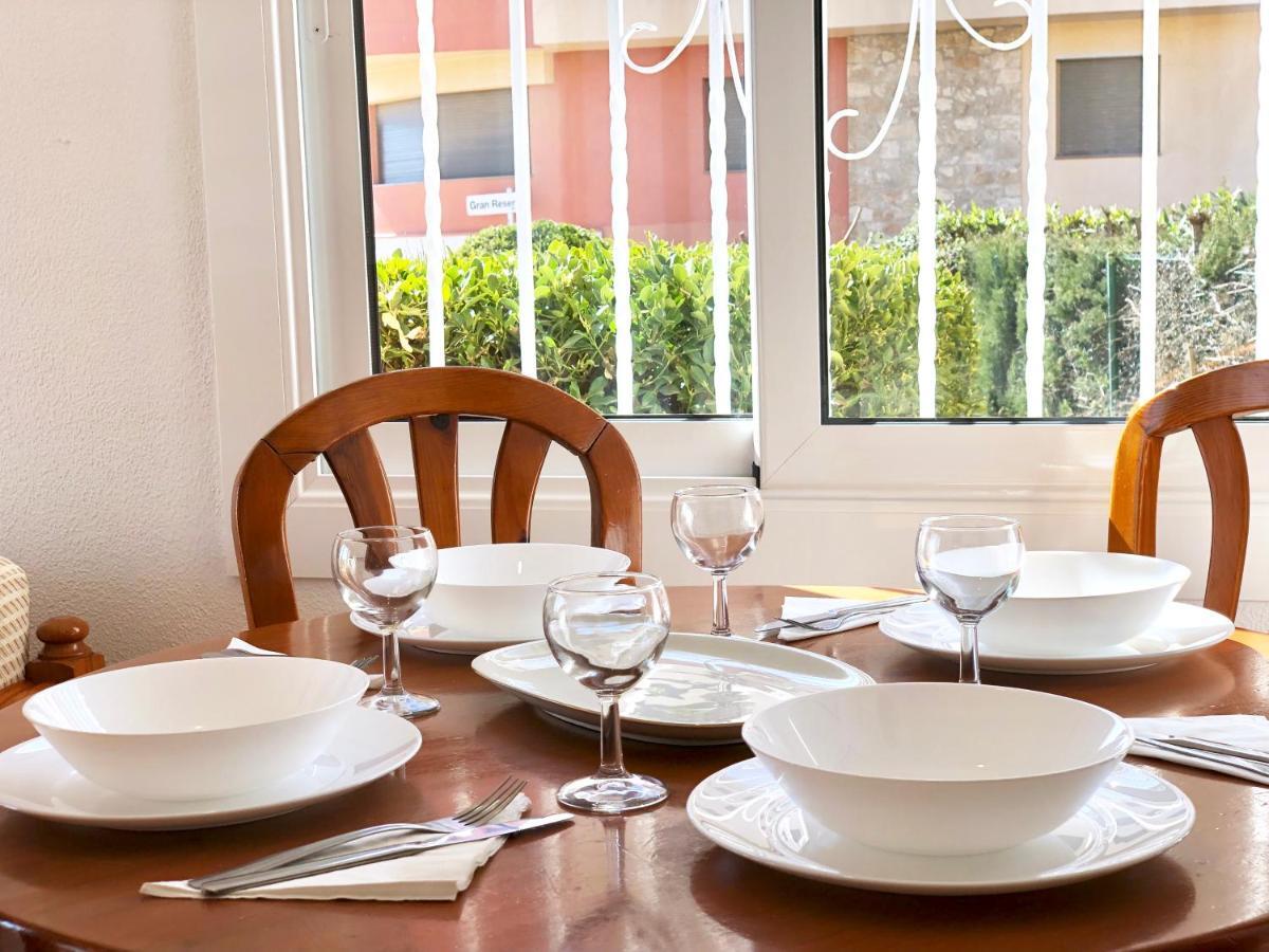 Apartament Amb Jardi A La Platja D'Empuriabrava Buitenkant foto
